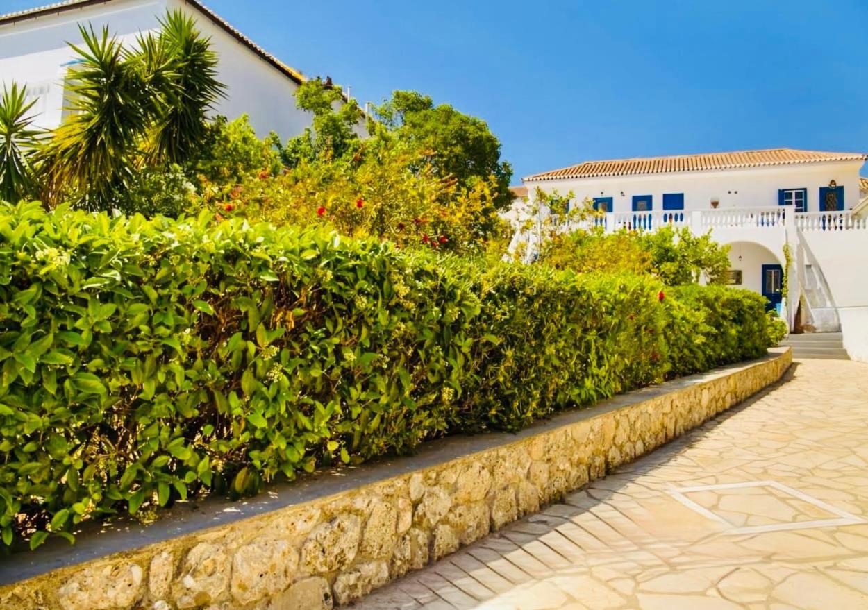 Villa Jenny Stylianou Spetses Town ภายนอก รูปภาพ